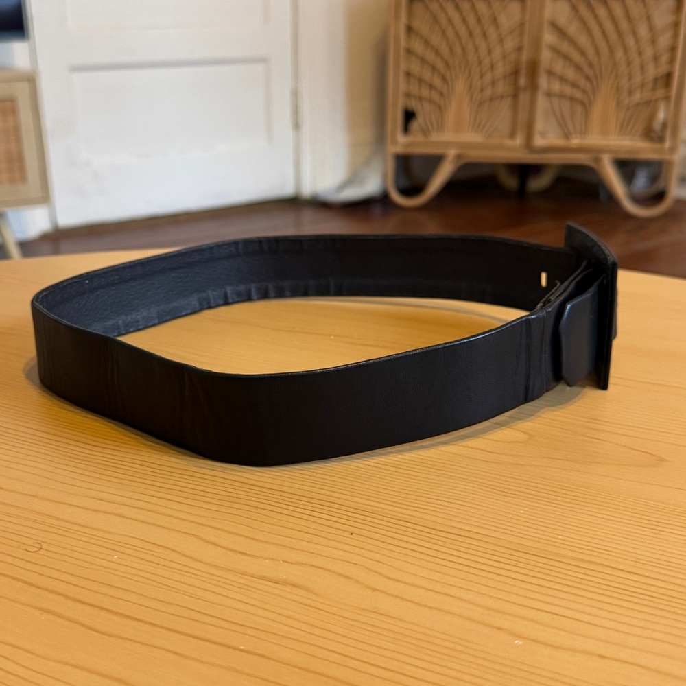 Givenchy Vintage Navy Blue Leather Belt w/ Square Buckle - US S / 28 - Picture 3 of 10